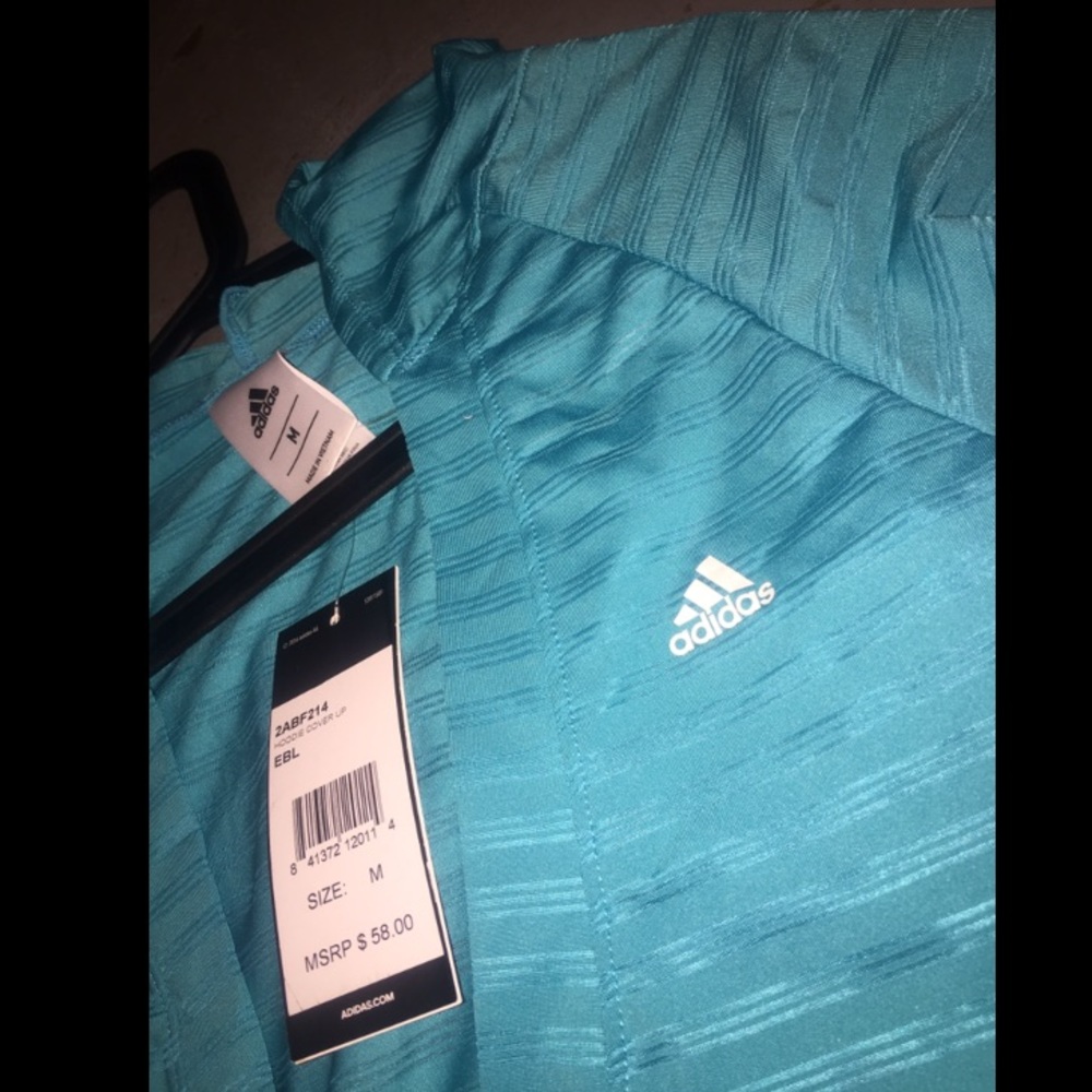 - Adidas Bikini Cover Up Shirt 💁🏻‍♀️